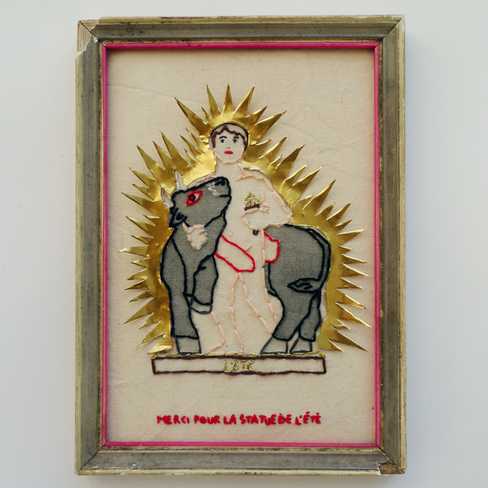 Ex-voto broderie métal repoussé pour remercier de son aide cadeau sculpture taureau été