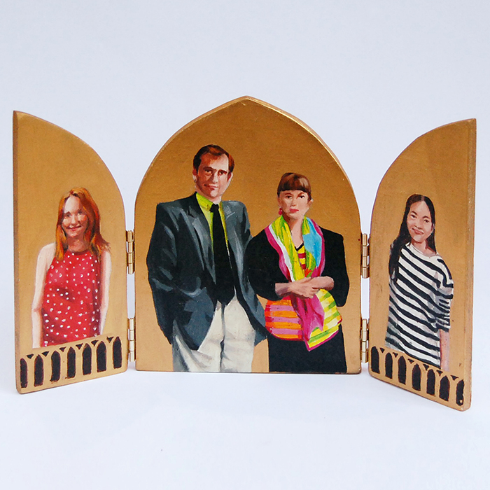 Ex-voto triptyque peinture à l'huile sur bois protection d'une famille blason armoiries avec les passions et portrait à l'ntérieur