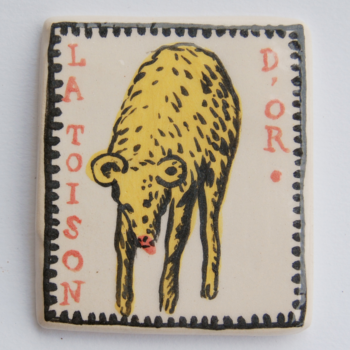 ex-voto ceramique emaillee amulette 